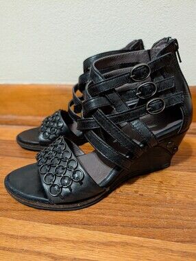 Bussola Black Vamp Rock Goth Chain Buckle Wedge Sandals
